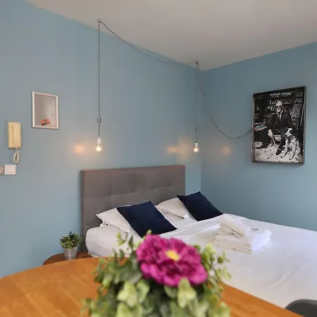 Apartman 405 - Sejour Romantique Dans Un De 5 *
