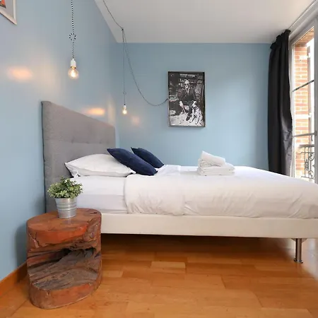 405 - Sejour Romantique Dans Un De 5 Paris